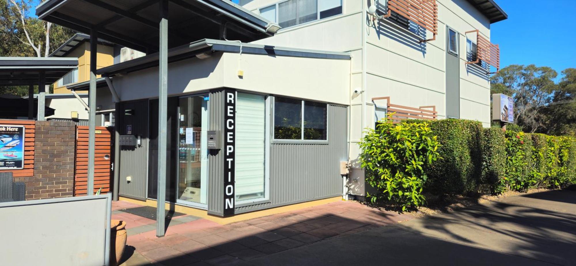 Quarterdecks Retreat Villa Urangan Exterior foto