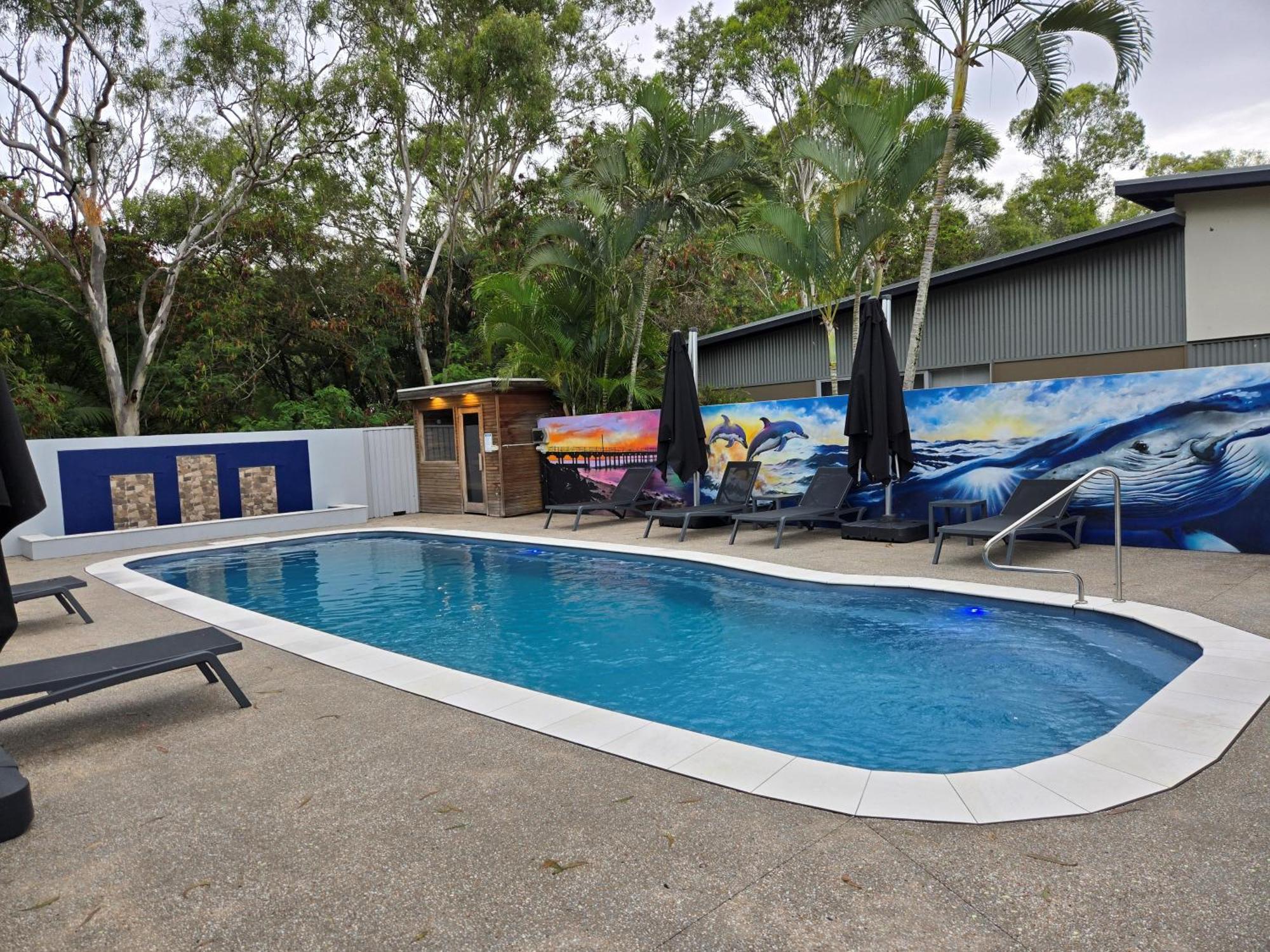 Quarterdecks Retreat Villa Urangan Exterior foto