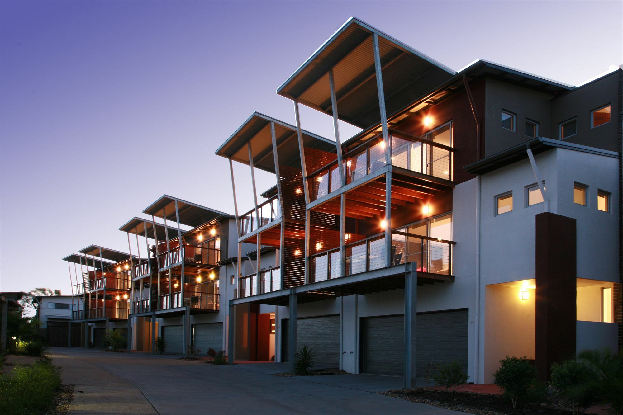 Quarterdecks Retreat Villa Urangan Exterior foto